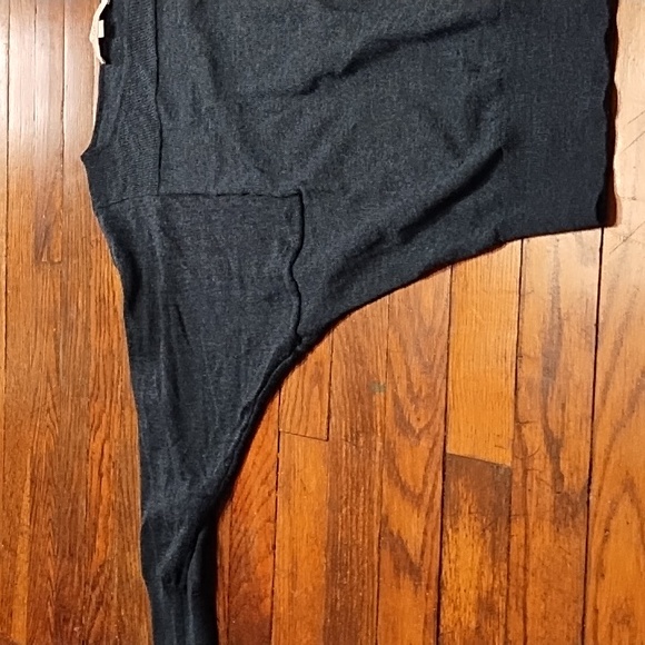 Loft sweater - Picture 2 of 4